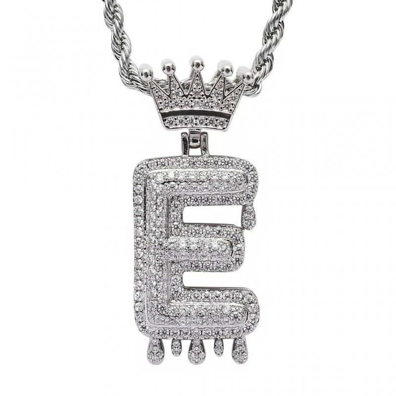 pandantiv argintiu unisex pentru barbati si femei tip medalion initiala nume cu coroana litera E incrustat cu cristale semipretioase din zircon CZ