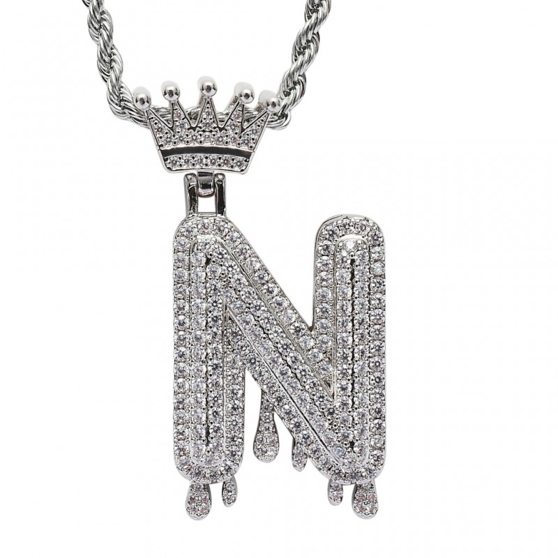 pandantiv argintiu unisex pentru barbati si femei tip medalion initiala nume cu coroana litera N incrustat cu cristale semipretioase din zircon CZ